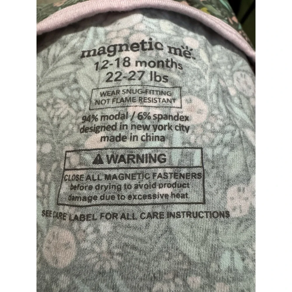 Girl's Magnetic Me Sleeper 12-18 Months Green Pink Trim Floral Print 22-27 Lbs